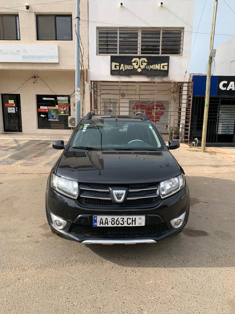 Location voiture à Saly – Mbour – Dacia Sandero Diesel